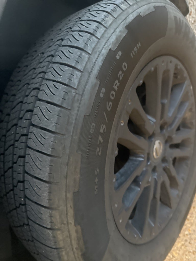 2017 Nissan Titan SL