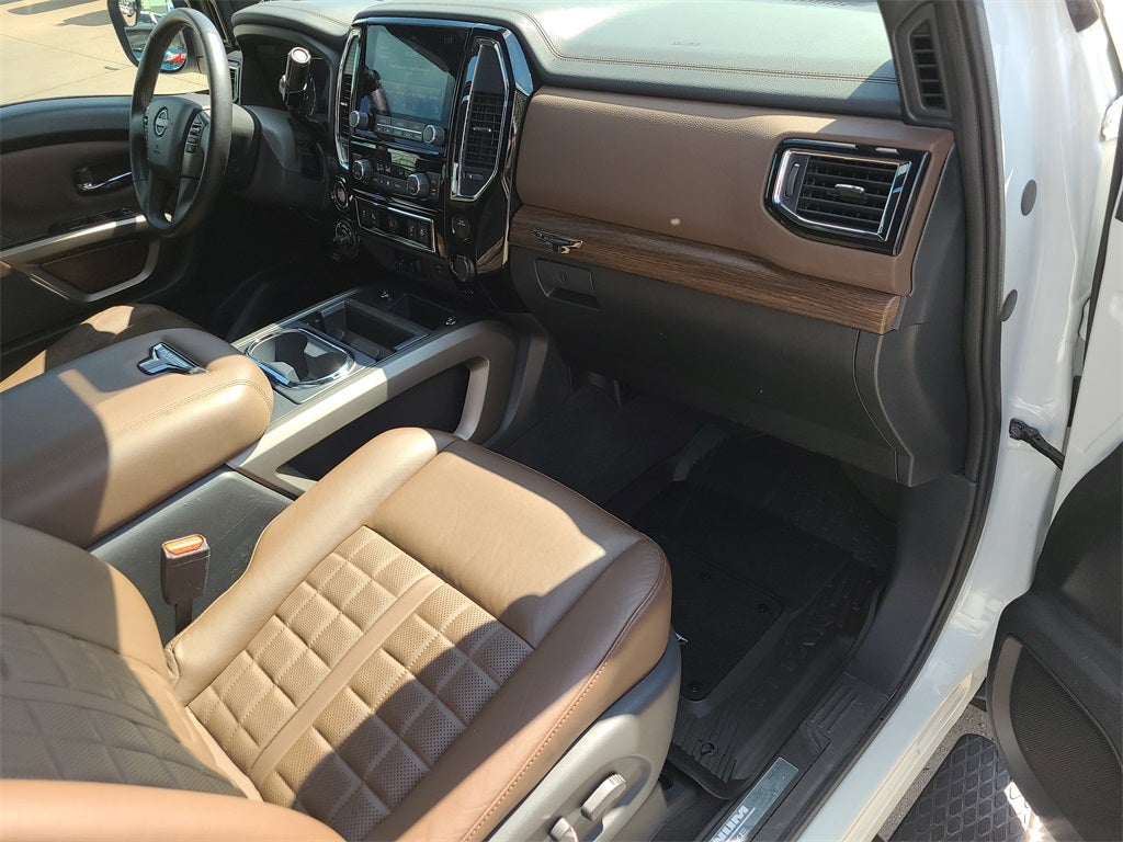 2024 Nissan Titan Platinum Reserve