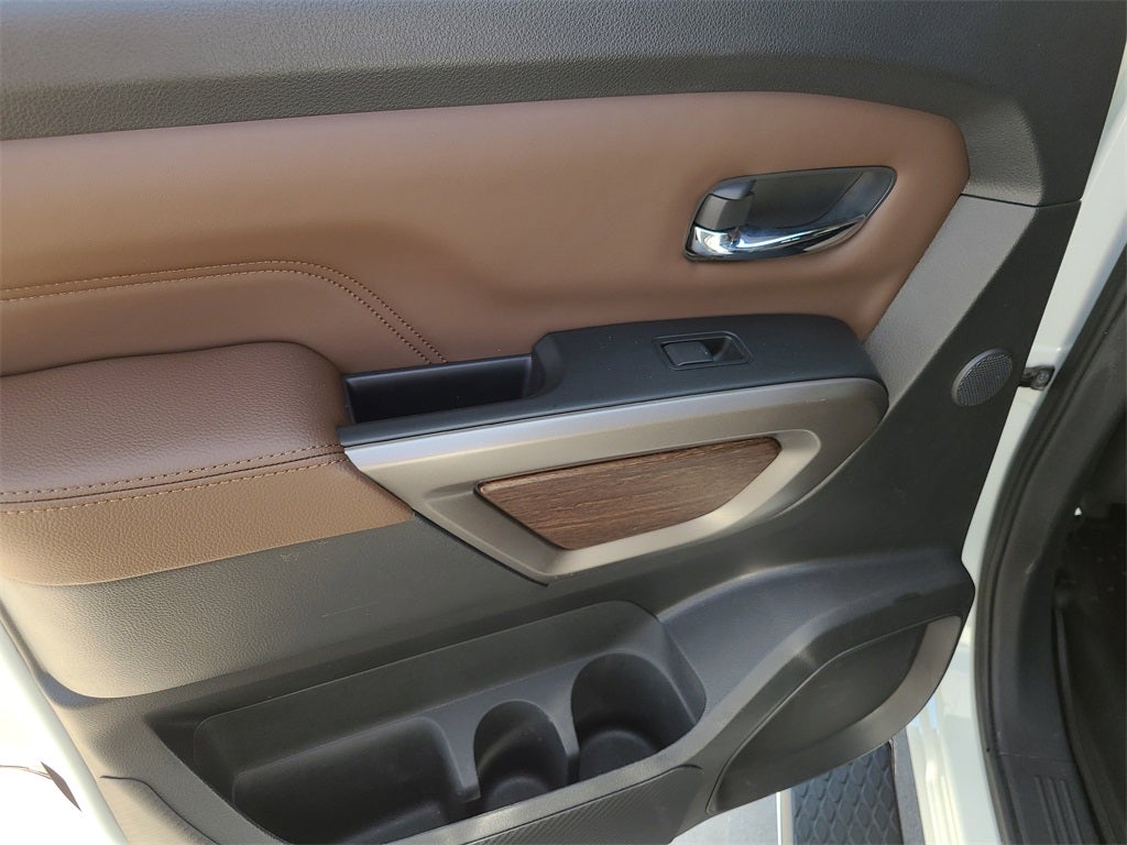 2024 Nissan Titan Platinum Reserve