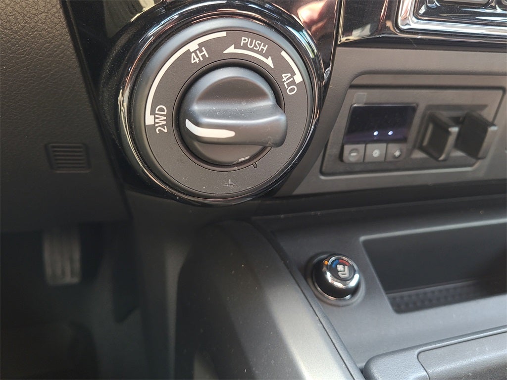 2024 Nissan Titan Platinum Reserve