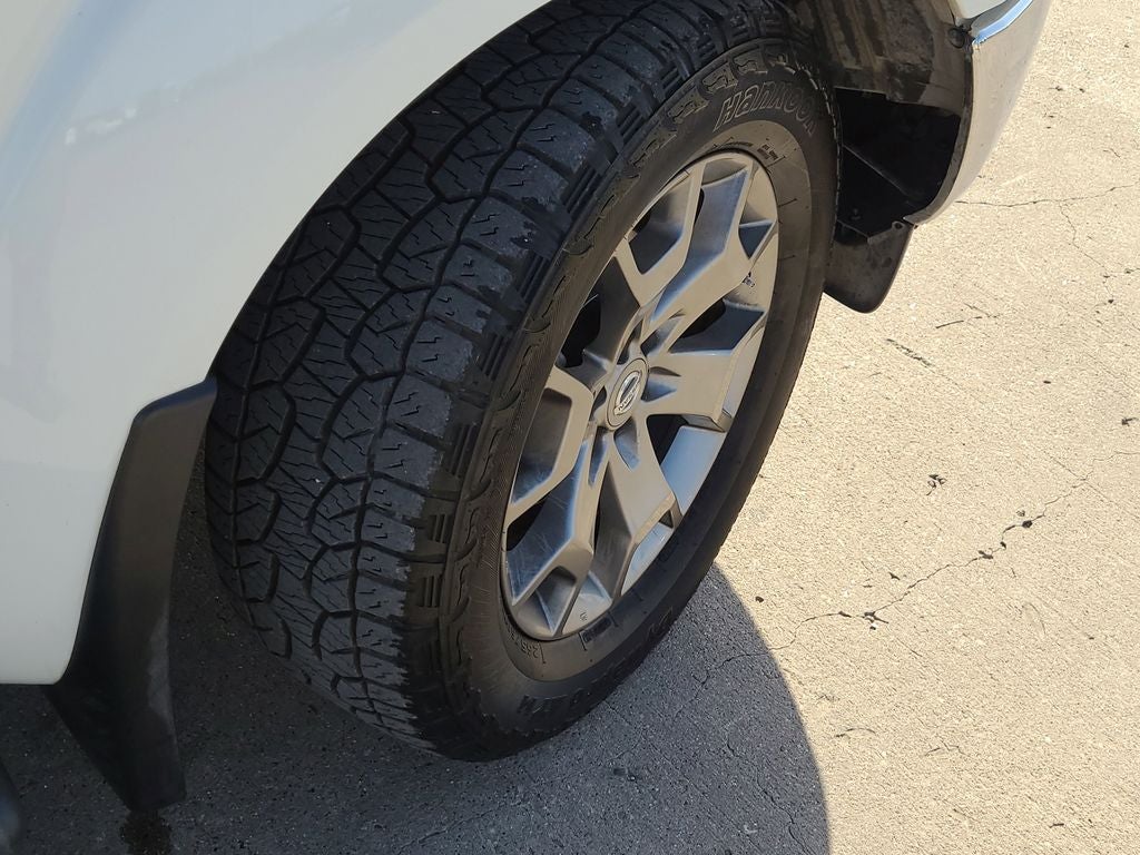 2017 Nissan Frontier SL