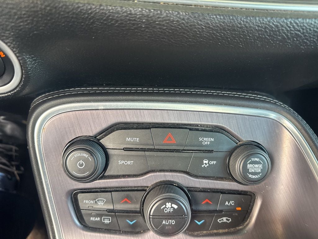 2018 Dodge Challenger SXT