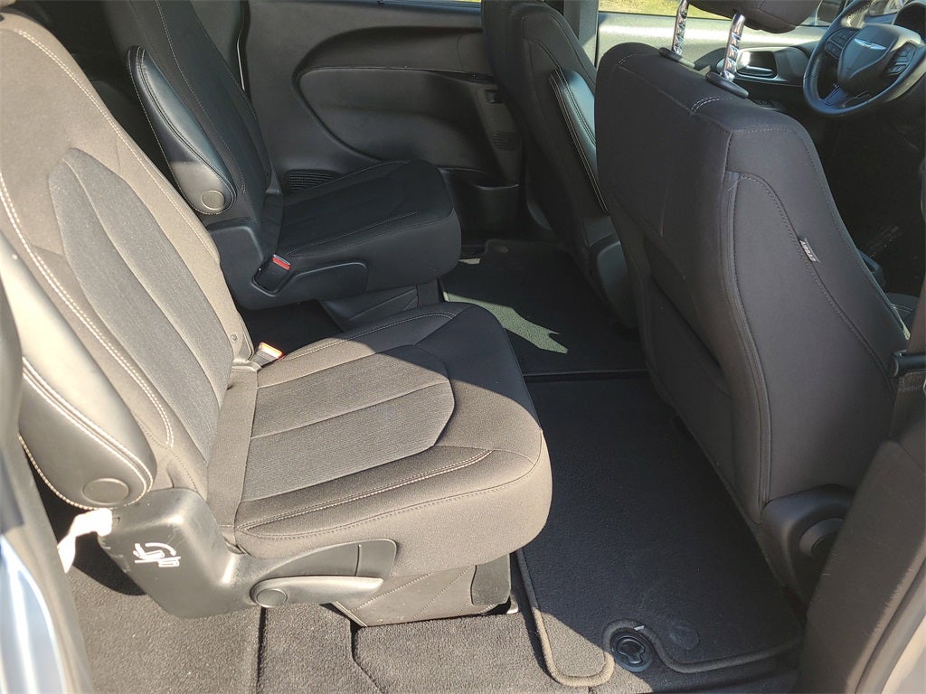 2021 Chrysler Pacifica Touring