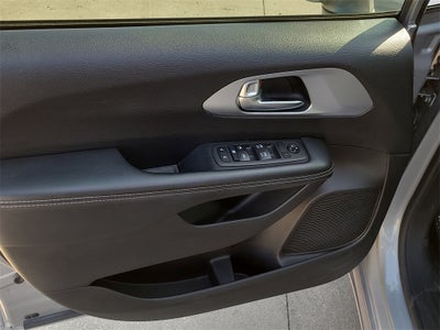 2021 Chrysler Pacifica Touring