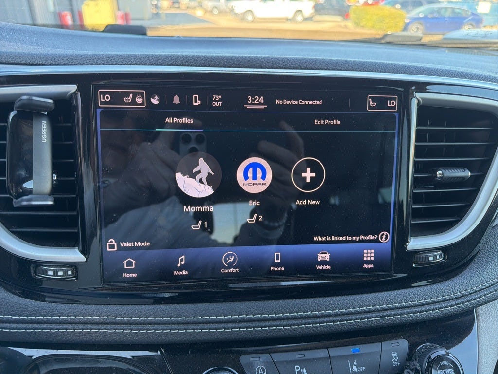 2022 Chrysler Pacifica Touring L