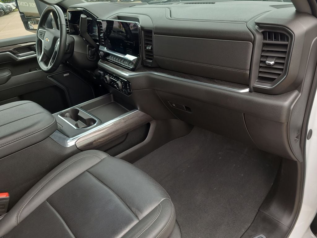 2025 Chevrolet Silverado 2500HD LTZ