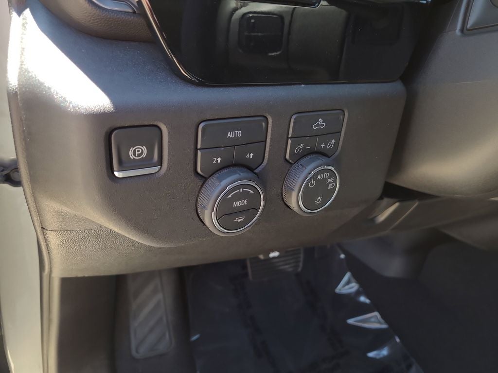 2026 Chevrolet Silverado 1500 LT LT1