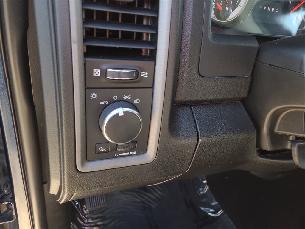 2021 RAM 1500 Classic Tradesman