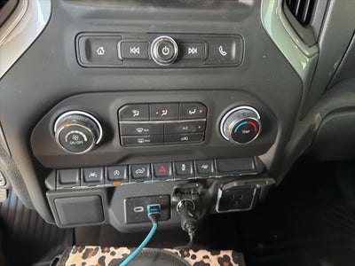 2025 Chevrolet Silverado 1500 Custom