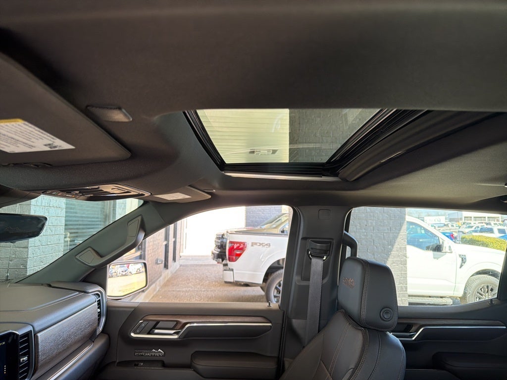 2023 Chevrolet Silverado 1500 High Country