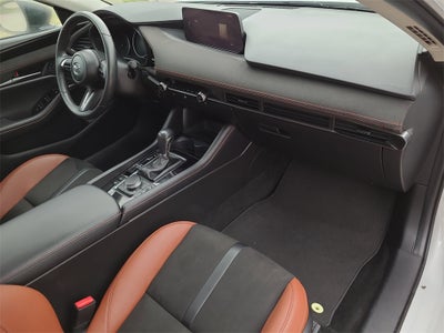 2024 Mazda Mazda3 2.5 Carbon Turbo