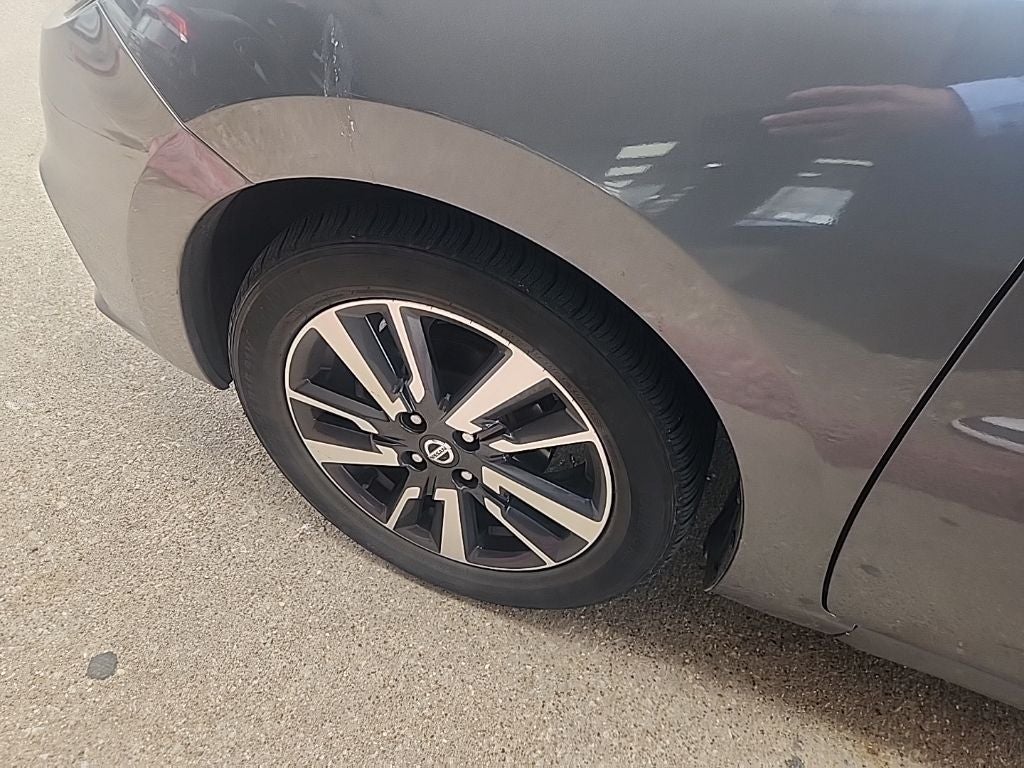 2021 Nissan Versa 1.6 SV