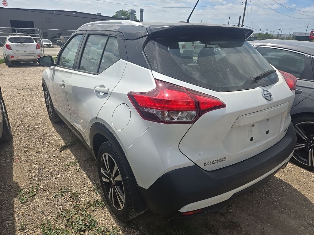 2019 Nissan Kicks SR