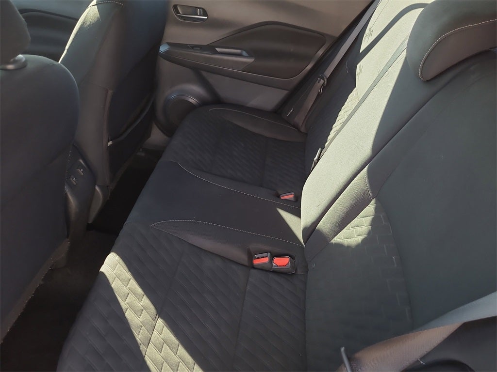 2022 Nissan Kicks SV