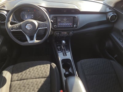 2022 Nissan Kicks SV