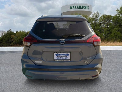 2022 Nissan Kicks SV