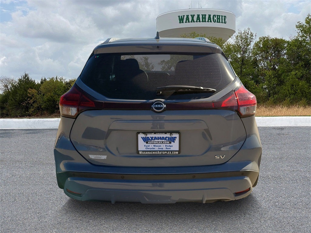 2022 Nissan Kicks SV