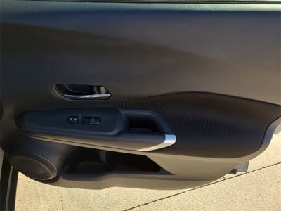 2022 Nissan Kicks SV