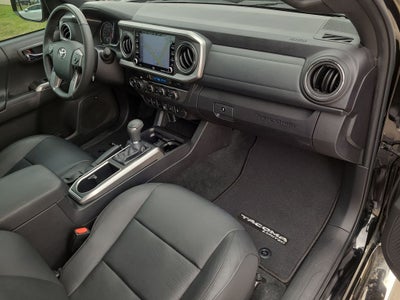 2023 Toyota Tacoma Limited V6