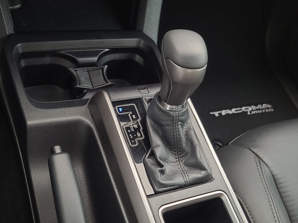 2023 Toyota Tacoma Limited V6