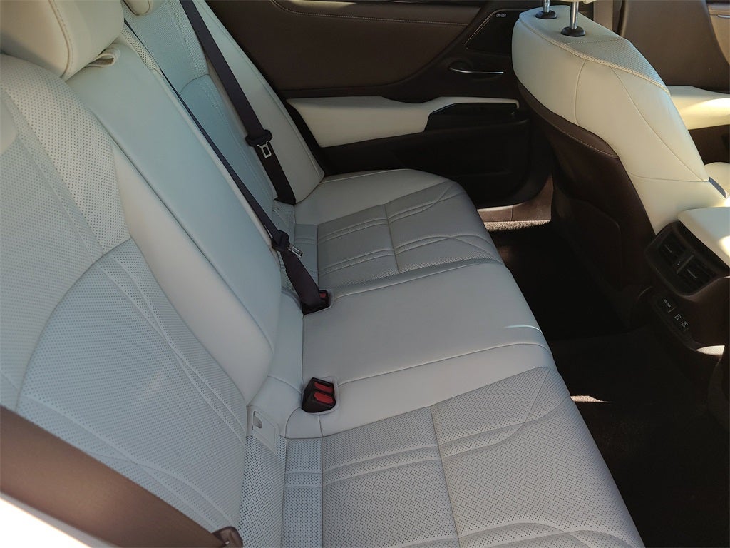 2021 Lexus ES 350 Ultra Luxury