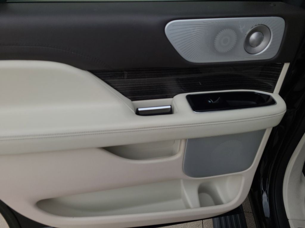 2024 Lincoln Navigator L Black Label