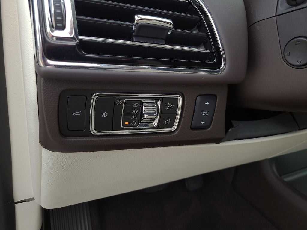 2024 Lincoln Navigator L Black Label