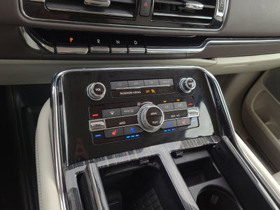 2024 Lincoln Navigator L Black Label