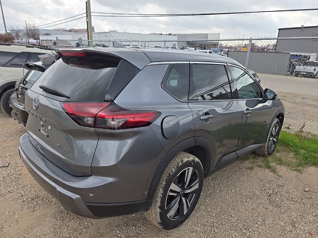 2026 Nissan Rogue SL