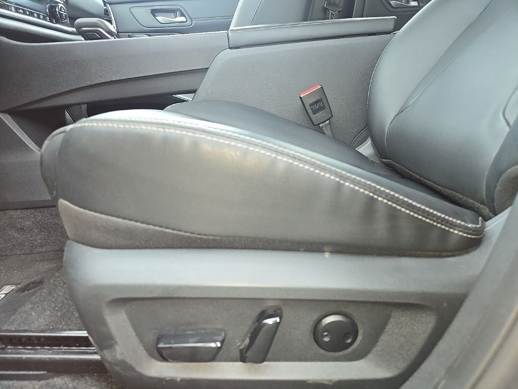 2026 Nissan Rogue SL