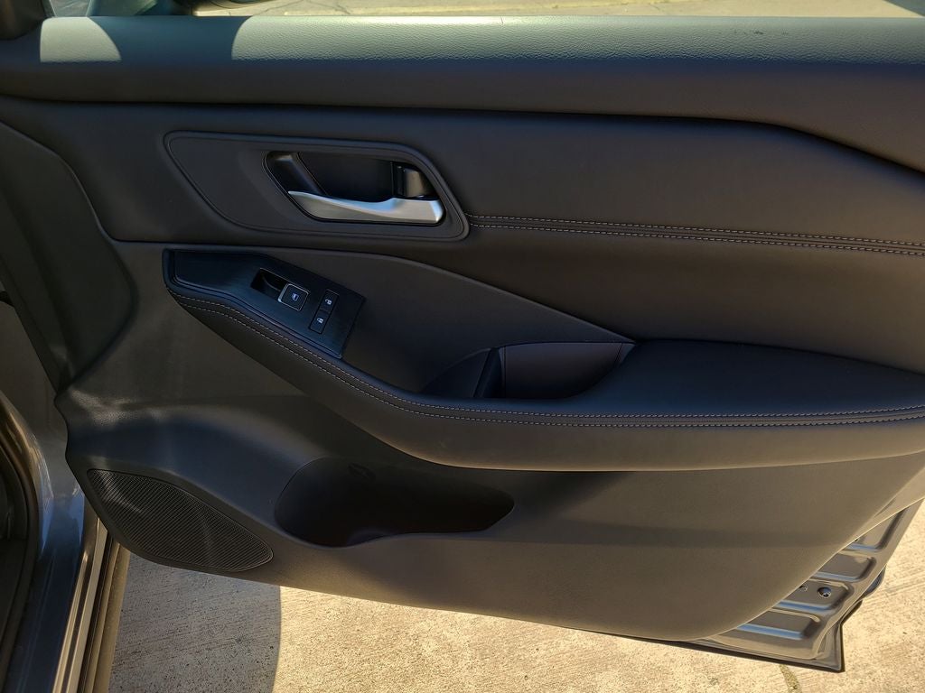 2026 Nissan Rogue SL