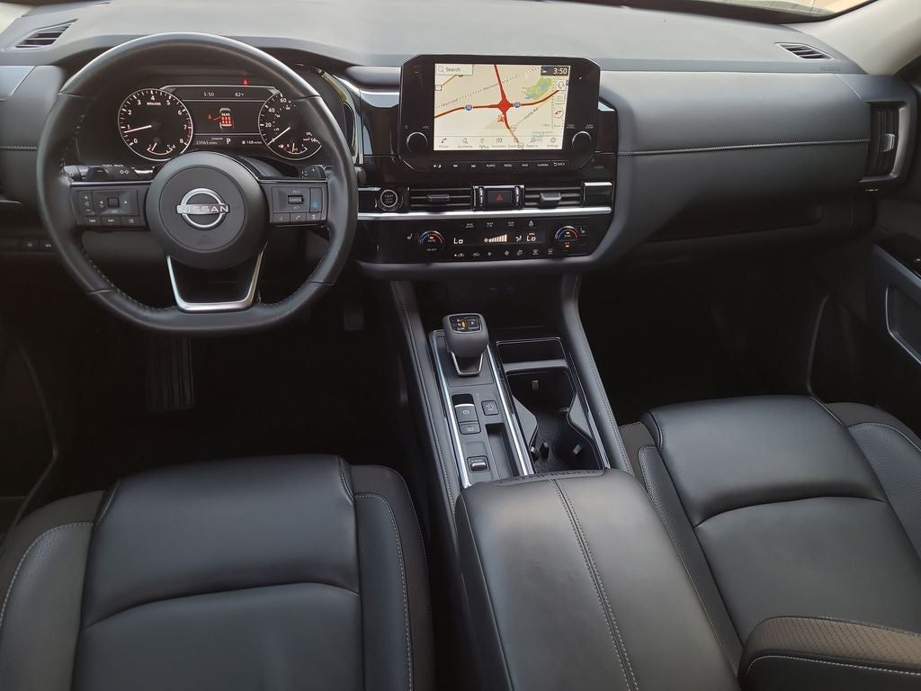 2024 Nissan Pathfinder SL