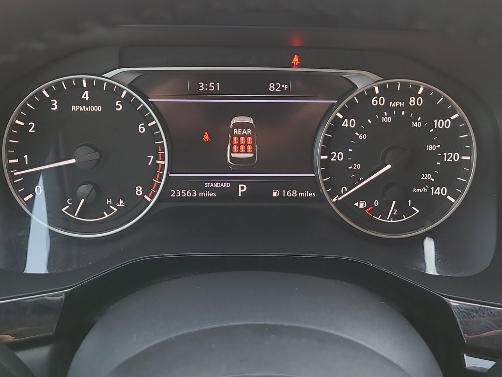 2024 Nissan Pathfinder SL