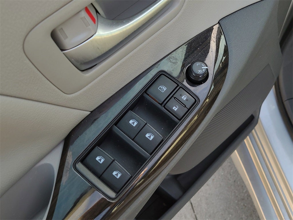 2020 Toyota Sienna XLE