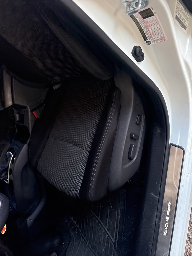 2017 Nissan Rogue Sport SV