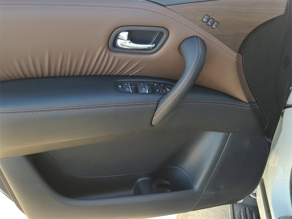 2020 Nissan Armada Platinum