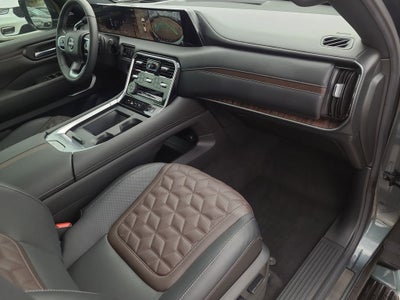 2025 Nissan Armada Platinum Reserve