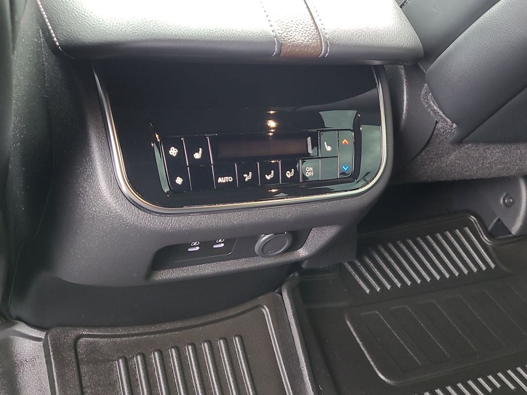 2025 Nissan Armada Platinum Reserve