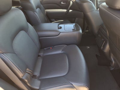 2024 INFINITI QX80 LUXE