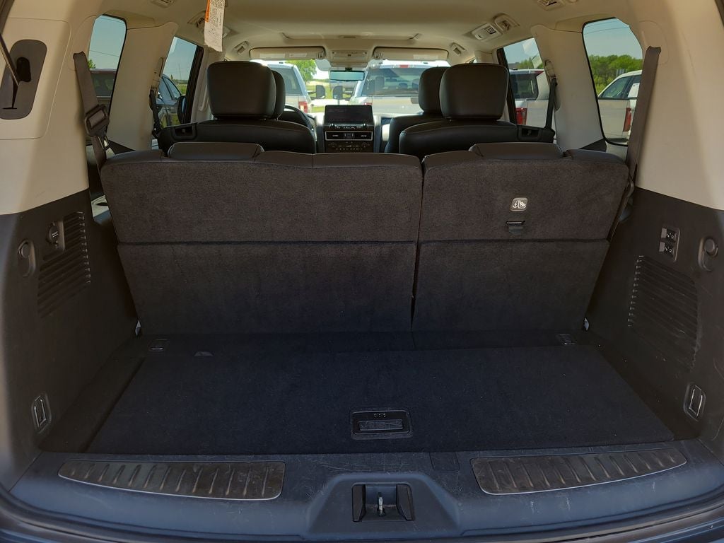 2024 INFINITI QX80 LUXE