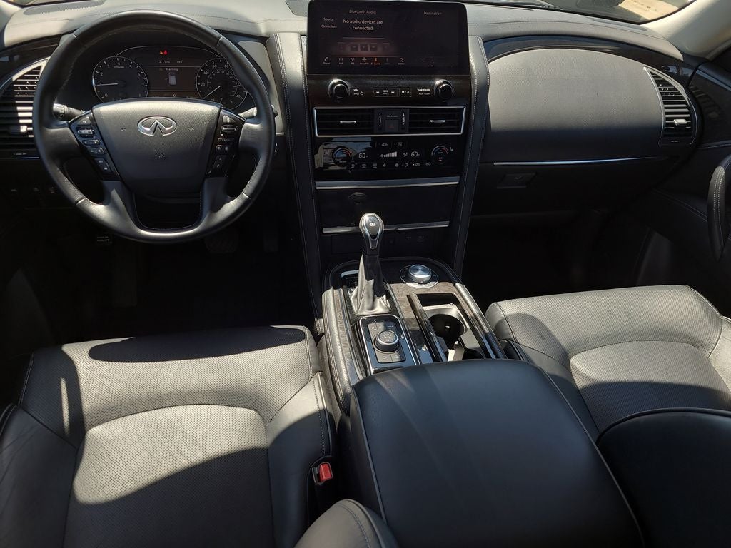 2024 INFINITI QX80 LUXE