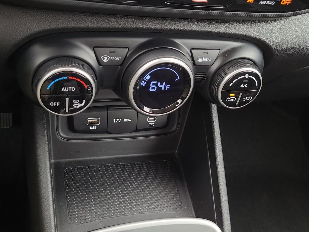 2025 Hyundai Venue SEL