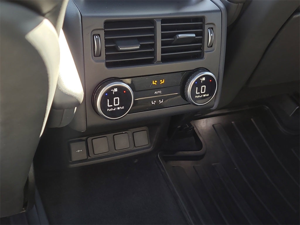 2023 Land Rover Discovery S R-Dynamic